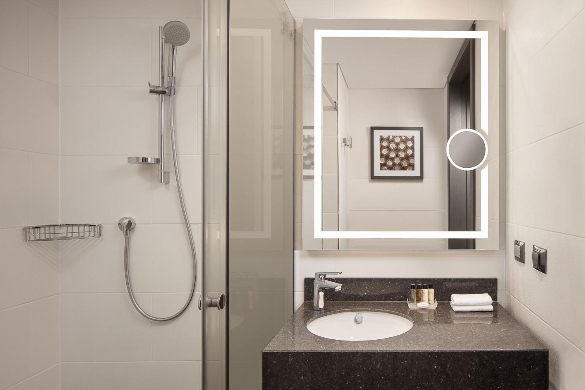 Four Points By Sheraton Istanbul Kagithane Exterior foto